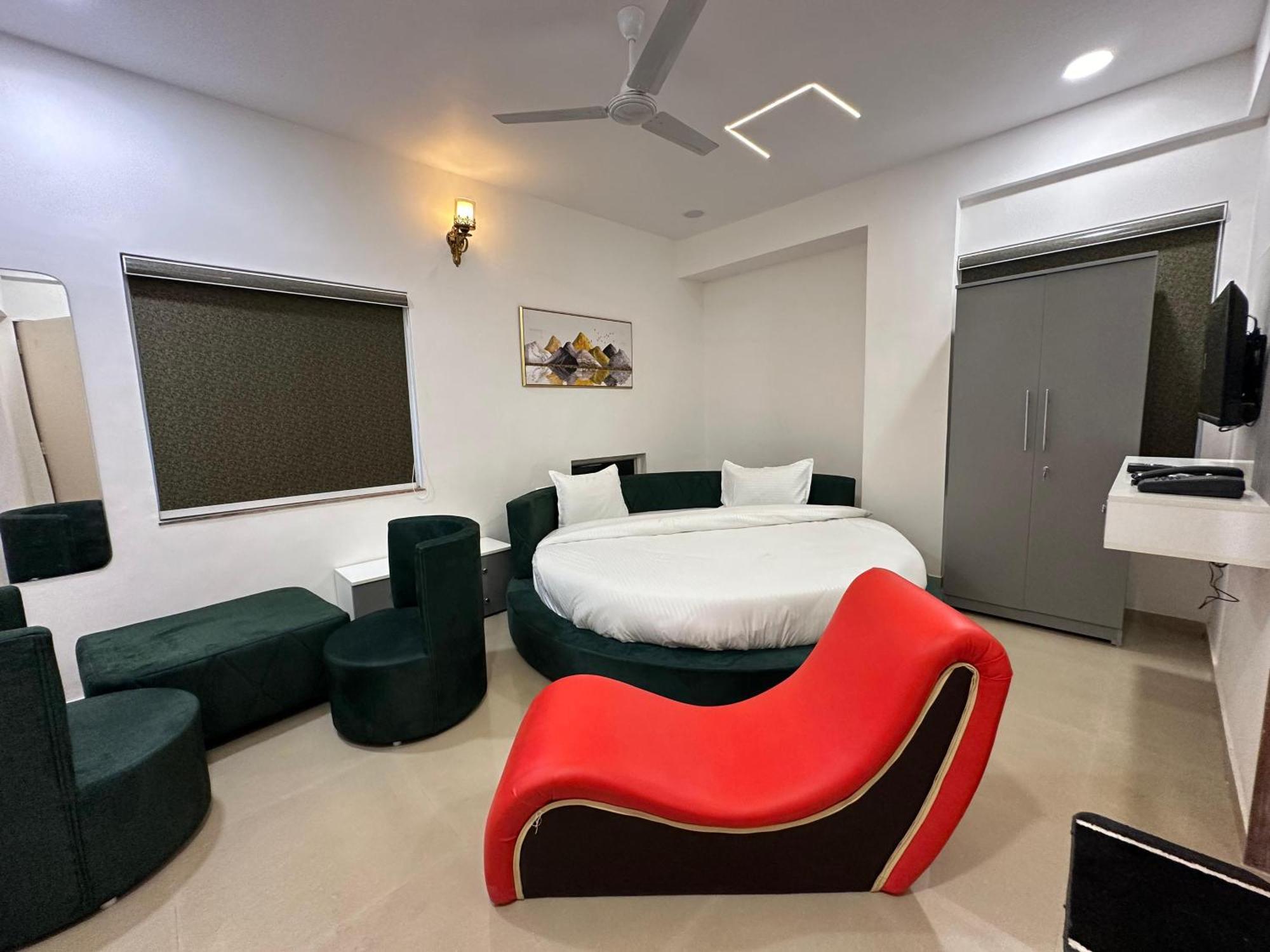 Hotel O The Leela Inn Pune Esterno foto